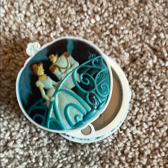 Cinderella and Prince Charming pokitpal. By Olszewski - Picture 6 of 8